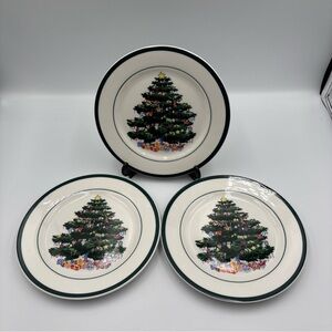 Holly Tree Christmas Totally Today 3 Bread & Butter/Dessert Plates Green Borders